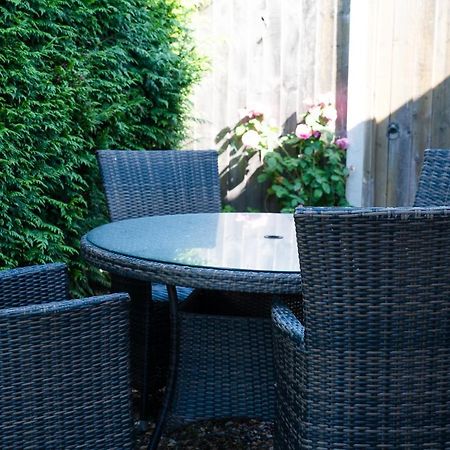 The Cedars Bed & Breakfast West Clandon Bagian luar foto