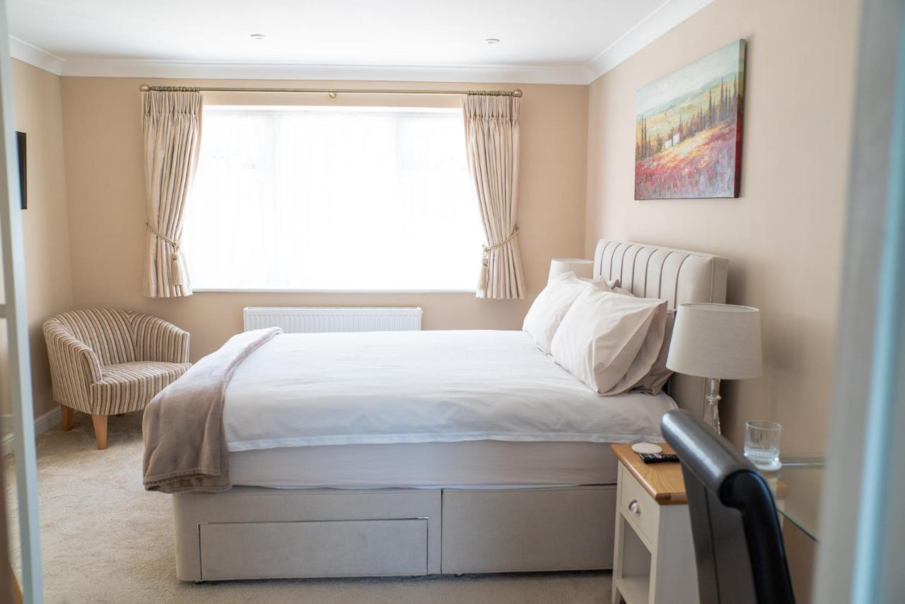 The Cedars Bed & Breakfast West Clandon Bagian luar foto